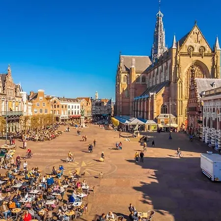 Family In With Garden, Near & Amsterdam بيت للعطل *